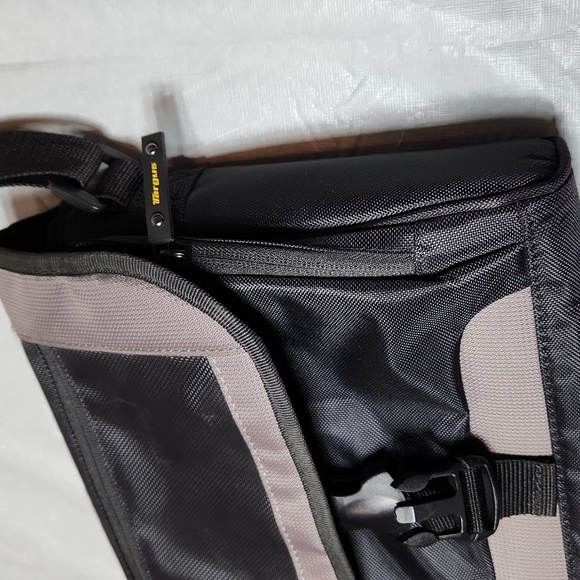 Targus 10.5" Tablet bag - Picture 4 of 7